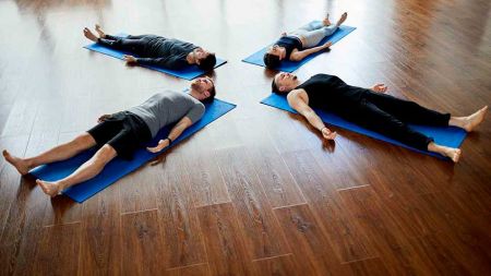 3ad11780078fd4183aba60fcb24caa87 Ejercicios para la Respiraci&oacute;n Completa con Manu Yoga de Vida - HitLive
